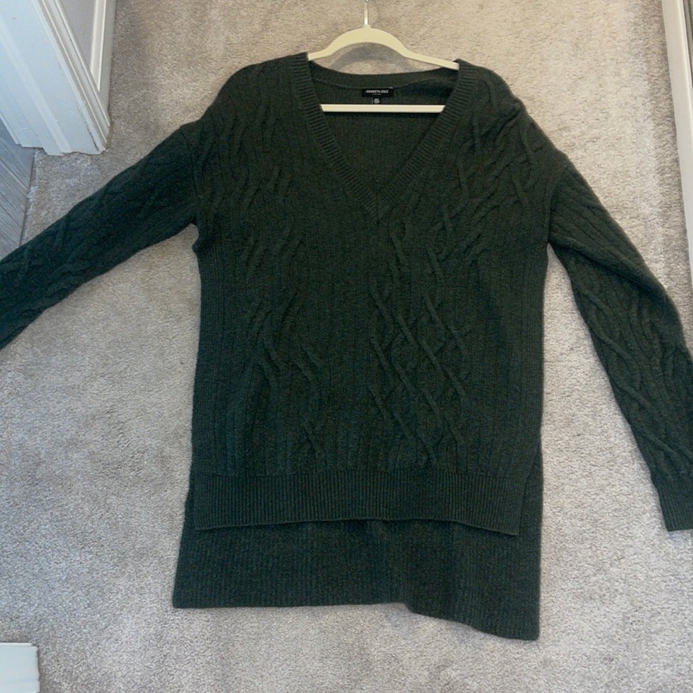 NEVER WORN cable knit sweater.